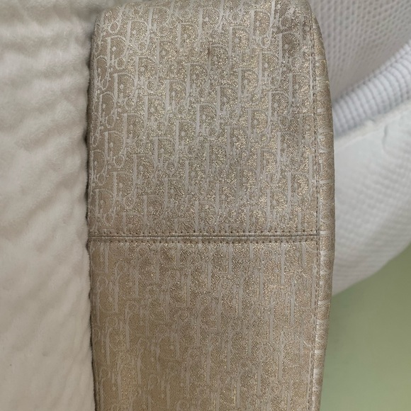 Christian Dior Trotter Canvas Tote Bag in white and gold - Picture 3 of 14